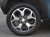 純正のアルミホイール!足元までカッコよく決まってます!!