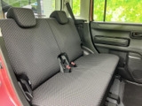 運転席側後部座席