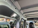 LEDパック車は荷室ランプもLEDです