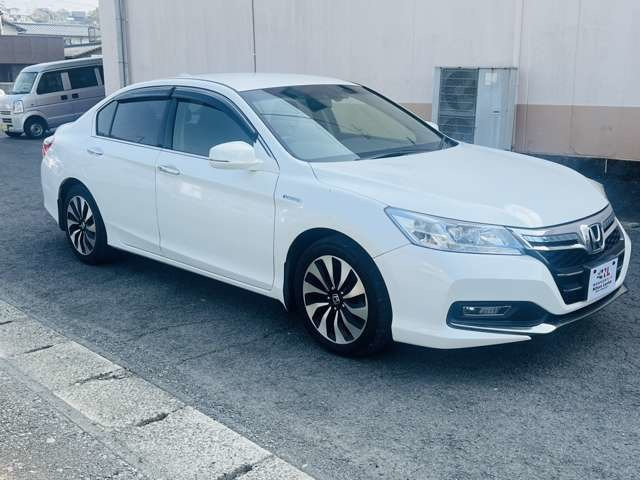 アコードハイブリッド 2.0 LX 