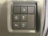 アイドリングストップ機能がついているので、停車時にエンジンを止めて燃料消費を抑えます。環境にもお財布に優しいですね♪
