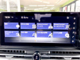 【メーカー純正12.3型ナビ】インテリアに溶け込むスタイリッシュな「専用設計」メーカーナビを装備♪視認性や操作性など基本性能にも優れ、より上質なカーライフをお楽しみいただけます。