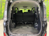 後席を格納すると、これだけの広さが!シーンに合わせたシートアレンジで、大きな荷物も積むことが出来ます♪