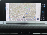 [DiscoverPro]ナビゲーション機能をはじめ、車両各種設定/アシストシステム設定、Bluetooth、App-Connectなどの機能を持ち合わせています。