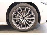 お気軽にお問い合わせください。Tel:075-325-0440 Mobile:070-2313-8676  中古車担当:時女まで