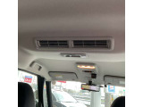 ルーフに取り付けたファンで、風を後席にも送風。空気を効率的に循環させることで、室内空間の温度を均等に保ちます。