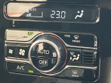 オートエアコンです。オートのボタンを押してダイヤルで室内温を設定していただくと、風量などが自動で調節され、快適な室内温を保ちます♪