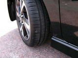 タイヤのコンディションもご確認下さい。