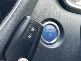 【スマートキー(エンジンスタートストップスイッチ)】スマートキー(電子キー)を持っていれば、スイッチを押すだけでエンジンをかけることができます!