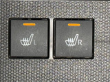 シートヒーターは座席から温める車の暖房器具です。エンジン始動直後から温まり、朝イチの運転でも大丈夫♪その温かさから、一度経験したら欠かすことができないとも言われています!