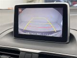 【 バックカメラ 】便利なバックカメラ装備で安全確認を頂けます。駐車が苦手な方にもオススメな便利機能です♪