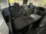 3列目シートはもちろん状態良好☆大人でもゆったりと座って頂けますので、大人数でのお出かけもラクラクです♪ご家族で、気の知れた仲間で、ドライブに行くのが楽しみですね♪