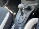 【 シフト 】スムーズなシフトチェンジで快適にお車を操縦していただけます!//