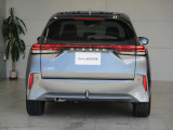 e-POWERとは、エンジンで発電してモーターで走るシステムです。そのため、燃費が良く、走り出しもなめらかです。走行モードの自動制御によって、ブレーキを踏む回数も減るなどのメリットも♪