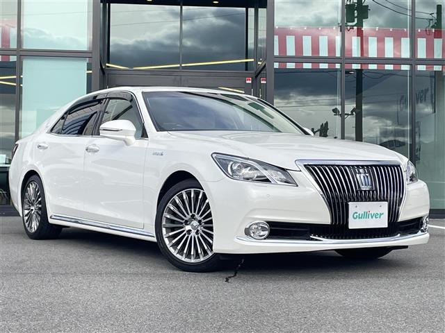 クラウンマジェスタ 3.5 Fバージョン 本革シート サンルーフ