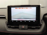バックモニターを装備しています。車庫入れ時等に車両後方が確認出来るのでとても便利です。