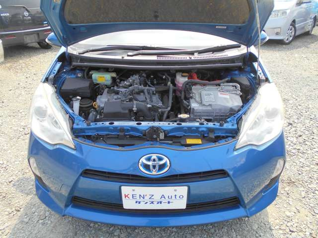 トヨタ アクア 1.5 S の中古車詳細 (143,000km, ブルーメタリック