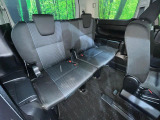 3列目シートはもちろん状態良好☆大人でもゆったりと座って頂けますので、大人数でのお出かけもラクラクです♪ご家族で、気の知れた仲間で、ドライブに行くのが楽しみですね♪