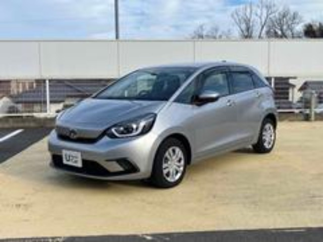 フィット  1.3 ホーム