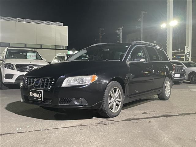 V70 2.5T LE 4WD 本革シート