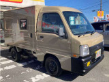 カーセブンは、クルマの売り買いをもっともっと楽しくする会社です。せっかくのクルマ選び、もっといっぱい楽しみたい。そんな声に応えて登場したのが「カーセブン」。