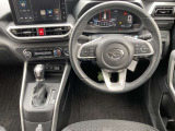 ●仕入れ段階で徹底したチェックを行い、厳しい審査にパスした車だけを展示・販売しています。弊社ではこれをプロチェックと呼び、数十の独自チェック項目に基づき、車の状態を調べ上げています。