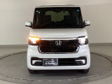 LEDヘッドライトを装備しています。LEDヘッドライトはとても明るく、雨の日や夜間走行も安全・安心です。