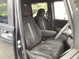 フロントシートはシートヒーター装備です!