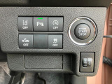 キーレスプッシュスタート。軽とは思えないほどの豊富な装備も魅力的!運転席から操作ラクラク。