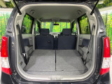 普段のお買い物や通勤、送迎等に十分な荷室スペースを確保しております。セカンドシートを倒すと、大きな荷物の積載も可能です♪