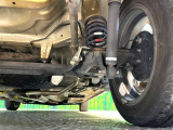 お車を安心してお乗りいただく為には、足回りの定期点検が欠かせません。サービスサポート(有償保証)では無料点検もご提供しており、安心のカーライフをお過ごしいただけるサポート体制が整っています。