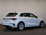 Audi A3 Sportback 30 TFSI advanced/LEDヘッドライト/アルミホイール マルチスポークデザイン 8.0J x 17