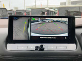◆アラウンドビューモニターは目視しにくい車の左下も映像で確認できるので安心です☆