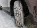 タイヤの溝もしっかり残っていますので、安心して走行可能です。
