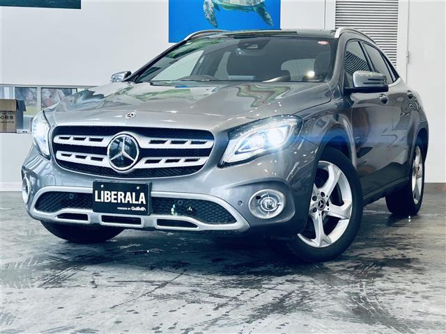 GLAクラス GLA220 4マチック 4WD 4WD サンルーフ