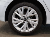 アルミホイール マルチスポークデザイン 8.0J x 17 225/45R17