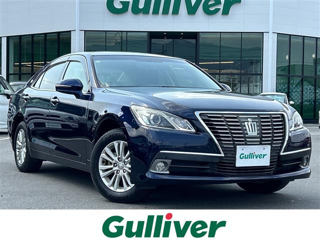 クラウン  ロイヤルサルーン i-Four 4WD 修復歴無し