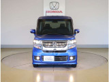 「自動車保険」と「あんしん特典」がひとつになったHondaのお店ならではの保険プランです。お客様のカーライフにより一層の安心をプラスします。
