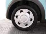 かっこいいホイールですね。 車のイメージを大きく左右するホイール部分はコダワリを持ちたいですね。