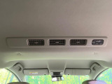 【サーキュレーター】エアコンの風を後部座席まで届けてくれ、広い車内空間でも素早く快適な温度になります♪真夏や真冬に便利な機能です。