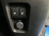 運転席・助手席シートヒーターを装備していますので、寒い時期のドライブも快適です。