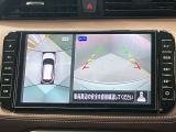 【アラウンドビューモニター】車を上から見下ろしているかのような映像で周囲の状況がひと目で確認、狭い駐車場に駐車するときも安心です♪♪障害物などがあると警告音がなりますので安心して駐車が出来ます★