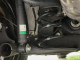 お車を安心してお乗りいただく為には、足回りの定期点検が欠かせません。サービスサポート(有償保証)では無料点検もご提供しており、安心のカーライフをお過ごしいただけるサポート体制が整っています。