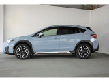 スバルの4WD(AWD)は直進安定性に優れ、日常走行から高速走行まで、さまざまなシーンで安心感に満ちた走りが愉しめます。それは悪路や泥道など左右のタイヤの路面状況が異なるシーンでも変わりません。