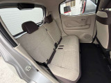 後部座席も綺麗で広々してます!
