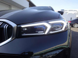 弊社はBMW正規販売店として歴史がございますので、BMW旧モデルから新型車まで商品知識と整備知識を備えております。ご納車後のご不明な点等も、お気軽に弊社担当者まで直接お問い合わせ下さい。
