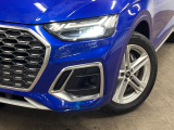 ●LEDハイビームが多数独立で存在し、ハイビーム時に対向車や前方を走る車の部分をロービームに切り替えが可能!!シーケンシャルウインカーも装備!!