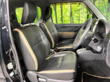 運転席シート廻りは使用感も少なく、良好な状態となっています。丁寧に使われていたことがよくわかりますね。