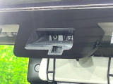 【スズキ セーフティサポート】走行中に前方の車両等を認識し、衝突しそうな時は警報とブレーキで衝突回避と被害軽減をアシスト。より安全にドライブをお楽しみいただけます。