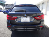 BMW正規販売店のお車は、全てのお車にBMW認定中古車保証書が発行されます。保証約款もございますので、保証内容が明確でございます。お客様にご安心してお乗り頂けますよう、全力でお客様をサポート致します。